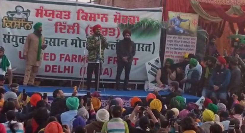 Diljit Dosanjh joins farmers' protest at Singhu border.