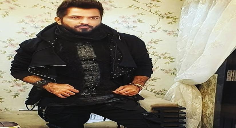 Bigg Boss 14: How Manu Punjabi is quietly manipulating the game.