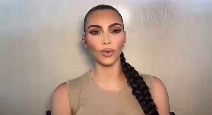 Kim Kardashian to donate $1 million to Armenia fund.