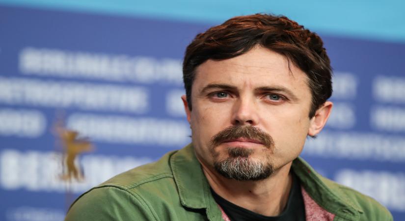 Casey Affleck says he didn't throw out Ana de Armas cutout (Xinhua/Shan Yuqi/IANS)