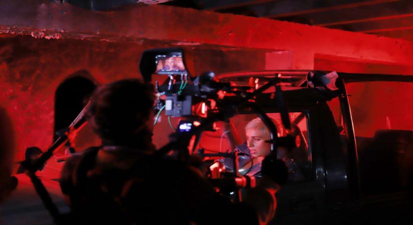 Singer Neha Bhasin, who recently released her single Tu Ki Jaane, has revealed that she shot for the video amid harsh weather conditions in Nainital and on a night schedule.