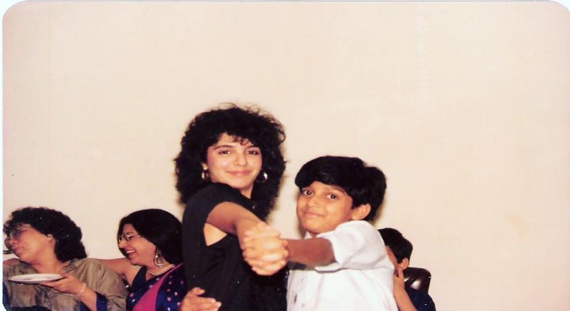 Choreographer-filmmaker Farah Khan on Friday shared a throwback moment with actor and cousin Farhan Akhtar, where they are seen dancing and flaunting retro hairstyles.