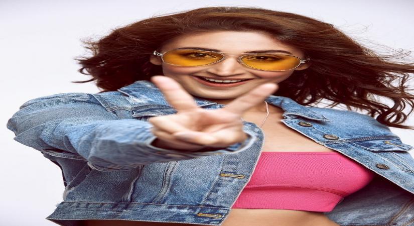 Dhvani Bhanushali back on stage with 'first of its kind' concert