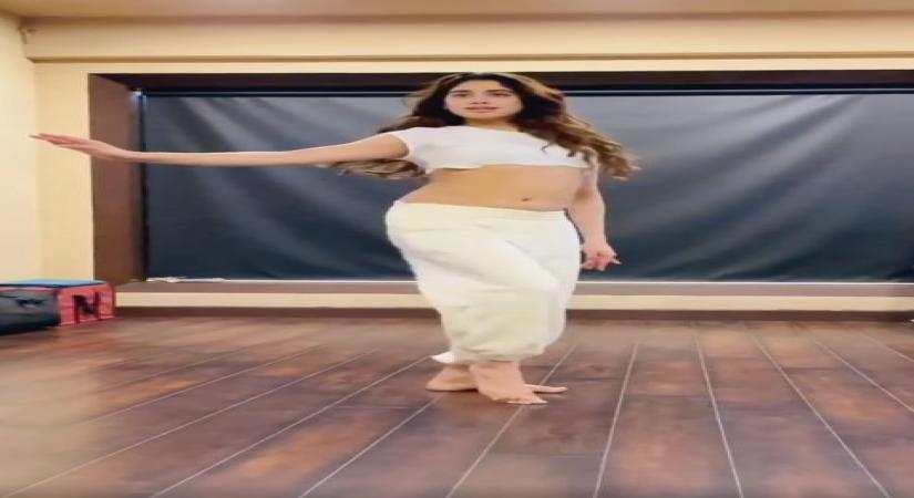 Bollywood actress Janhvi Kapoor on Tuesday posted a video on her verified Instagram page showcasing her belly-dancing skills.