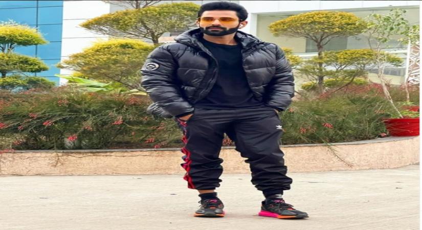 Actor Sidharrth Sipani, who is known for his role in the show Zindagi Ki Mehek, says he wants to bring more discipline to his work. Sidharrth is currently working on a short film for the web titled Fariha, co-starring Subuhii Joshii.