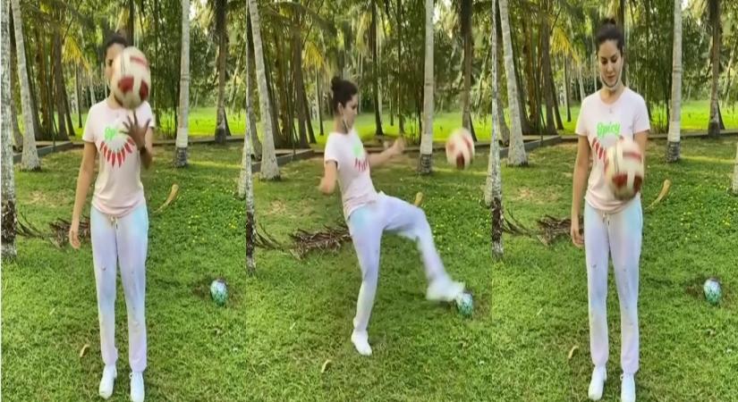 Sunny Leone shows her football skills.(photo:Instagram)