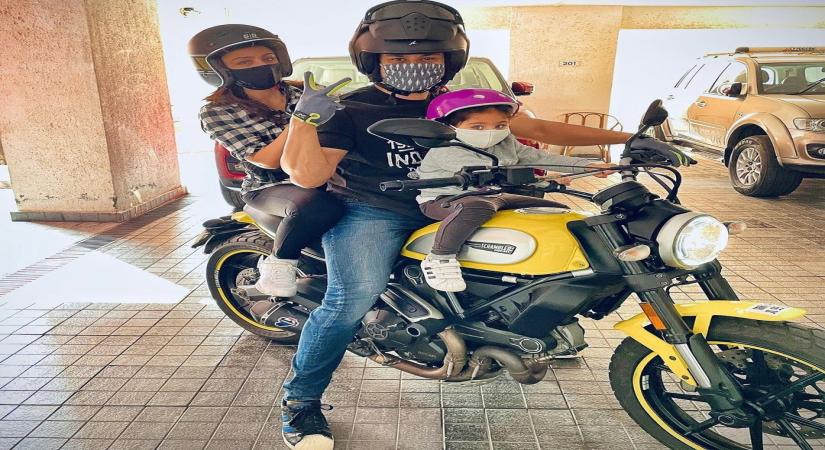 Actor Kunal Kemmu went for a bike ride with his wife, actress Soha Ali Khan, and daughter Inaaya, and shared an image of the experience for fans on social media.