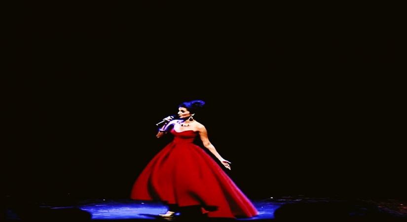 Bollywood actress Tara Sutaria has shared a throwback childhood picture from her first ballet performance.