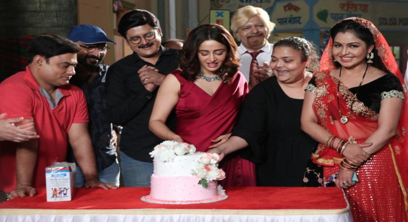 Nehha Pendse begins shooting as Anita Bhabhi in 'Bhabiji Ghar Par Hai'