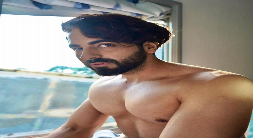 Ayushmann Khurrana, the poet hunk ( Photo: Instagram )