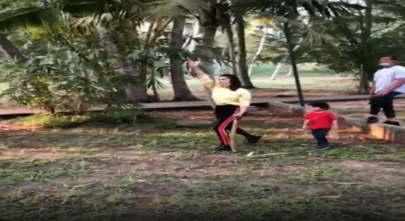 Sunny Leone sure seems to be in a sporty mood lately. She flaunted her football skills recently, and on Tuesday she has been showing off her cricketing moves to the world.