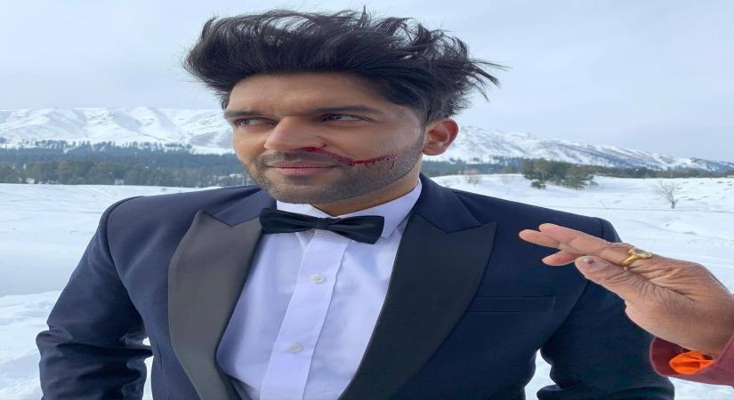 Guru Randhawa suffers nose bleed during Kashmir's sub-zero shooting (Credit: Instagram)