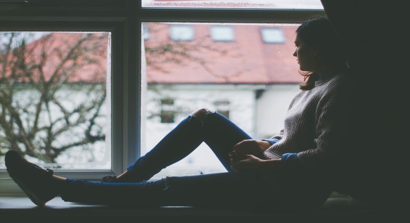 Loneliness among people above 50 may impact mental well-being