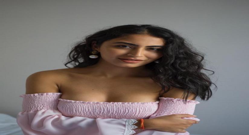 'Inside Edge 3' casts 'Ragini MMS: Returns' actress Khatija Iqbal in a mysterious hacker cameo.