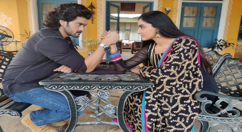 Television actress Kinjal Dhamecha, who will be seen in the upcoming show Bawara Dil, says she knows six languages and plans to learn as many as she can in her lifetime.