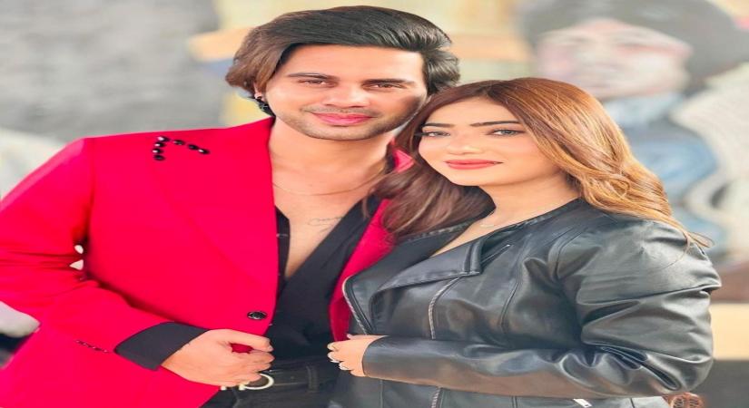 Bollywood continues to be obsessed with the viral mashup, Pawri ho rahi hai. The mashup has not only been inspiring a meme fest among our stars over the past few days, it has also made its way into B-Town film promotion now!