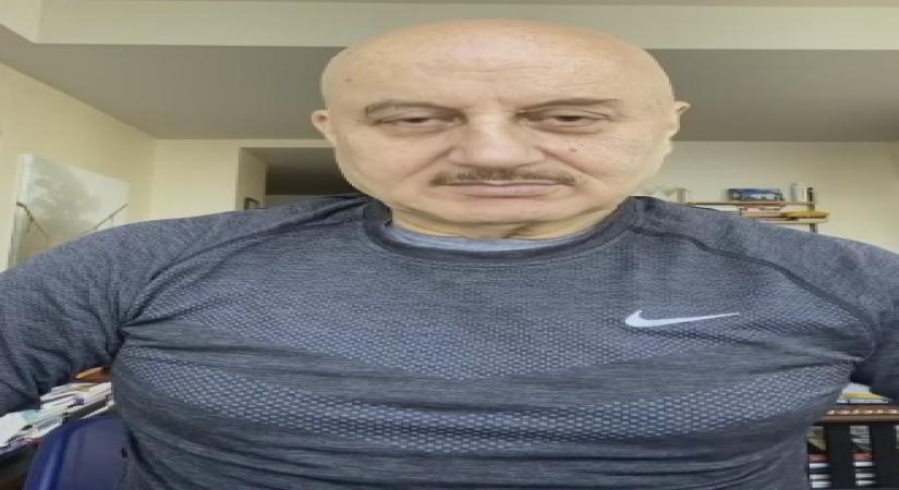 Anupam Kher announces book on Covid experiences.
