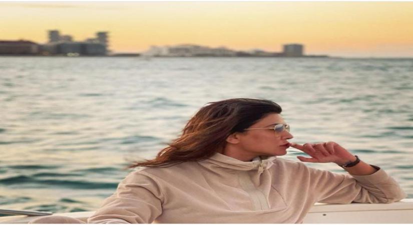 Actress Sushmita Sen on Thursday gave fans a glimpse of a pensive moment from a day out at the sea. She prefers to define the expression as the thinking pout.