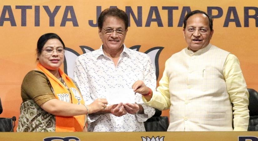 New Delhi: Most popular Indian TV serial Ramayan actor Arun Govil join BJP in presence of BJP National General Secretary Arun Singh at BJP HQ, DDU Marg, in New Delhi On Thursday March 18, 2021.(Photo:IANS/Wasim sarvar)