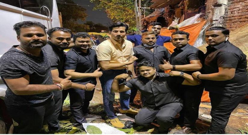 Actor Sumeet Vyas on Thursday posted a picture of himself on Instagram, and added a gentle jibe at Bollywood star Kangana Ranaut in the caption of the image.