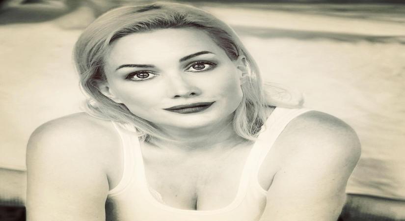 Actress Alice Evans, took to Instagram on Wednesday to express her shock and sadness over actor Loan Gruffud, filing for divorce from her. (Instagram)