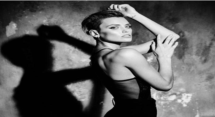 'Batwoman' casts Wallis Day as Kate Kane.