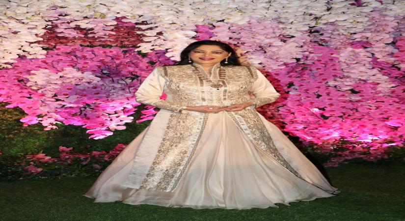 Simi Garewal calls Meghan Markle 'evil', gets trolled