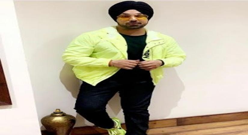 Deep Money: 'De daaru' is about living in moments of friendship