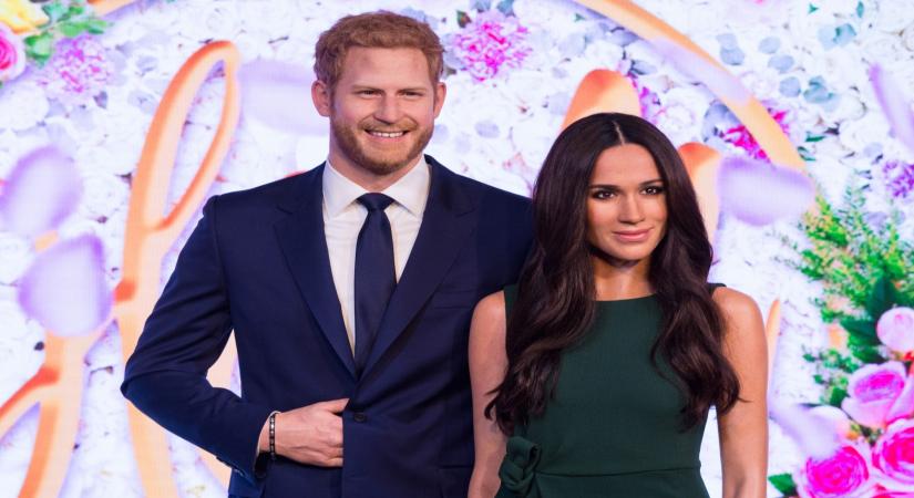 LONDON, May 9, 2018 (Xinhua) -- Photo taken on May 9, 2018 shows wax figures of Meghan Markle and Prince Harry at Madame Tussauds in London, Britain. A new wax figure of Meghan Markle was unveiled ahead of her wedding to Prince Harry on May 19 at Madame Tussauds London on Wednesday. (Xinhua/Ray Tang/IANS)