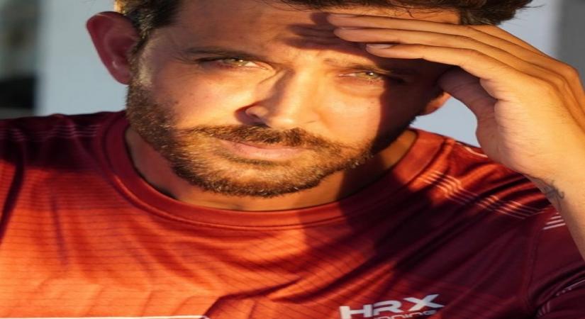 Hrithik Roshan confesses missing samosas.(photo:instagram)