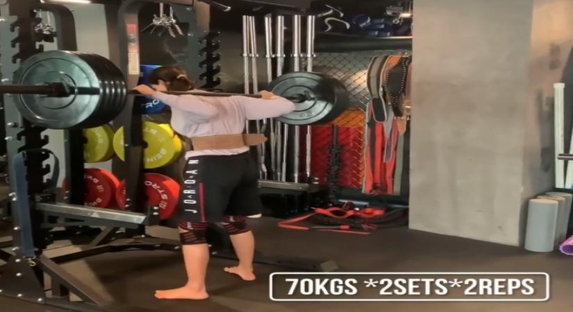 Disha Patani shares glimpse of her fav exercises.(photo:Instagram)