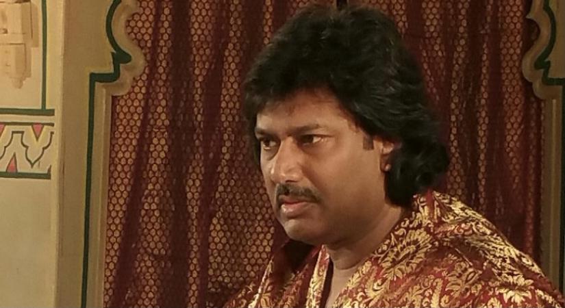 Unfair to compare me to Vishwa Mohan Bhatt: Salil Bhatt