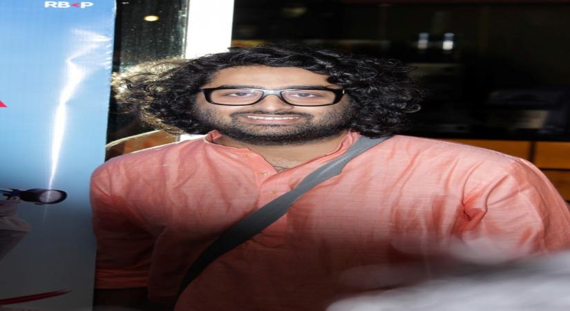 Arijit Singh turns composer with 'Pagglait'