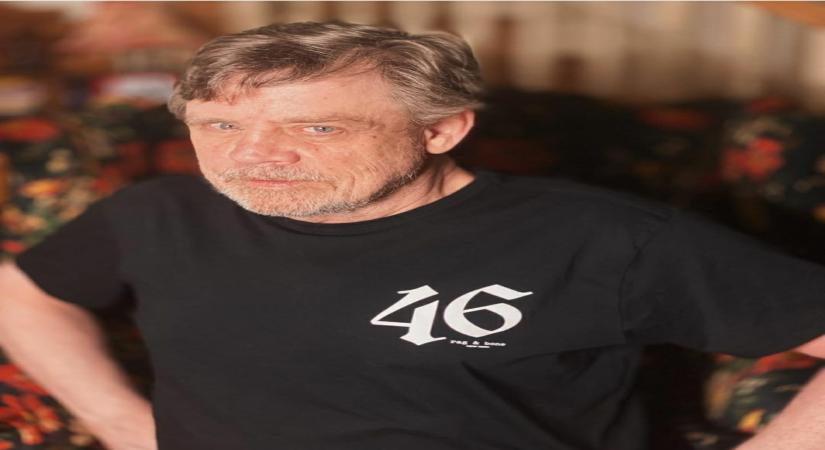 Luke Skywalker holding lightsaber makes Mark Hamill cringe!