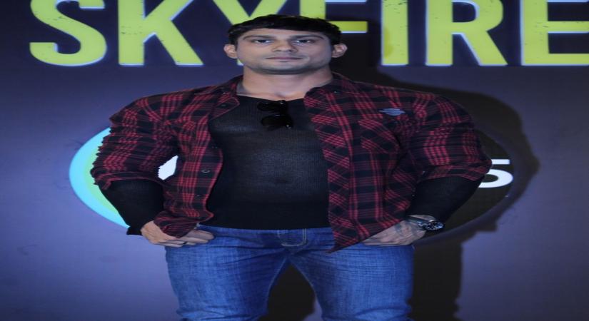 Prateik Babbar inspired by Chris Hemsworth for new action role