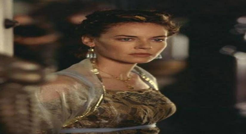 Connie Nielson on working with Russell Crowe, Joaquin Phoenix in 'The Gladiator'.