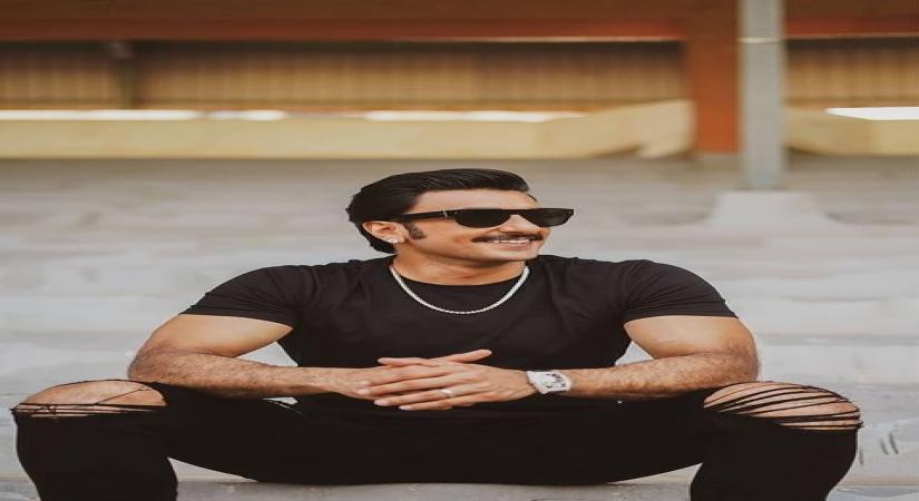 Ranveer Singh spreads black magic with new photo-ops.(photo:Instagram)