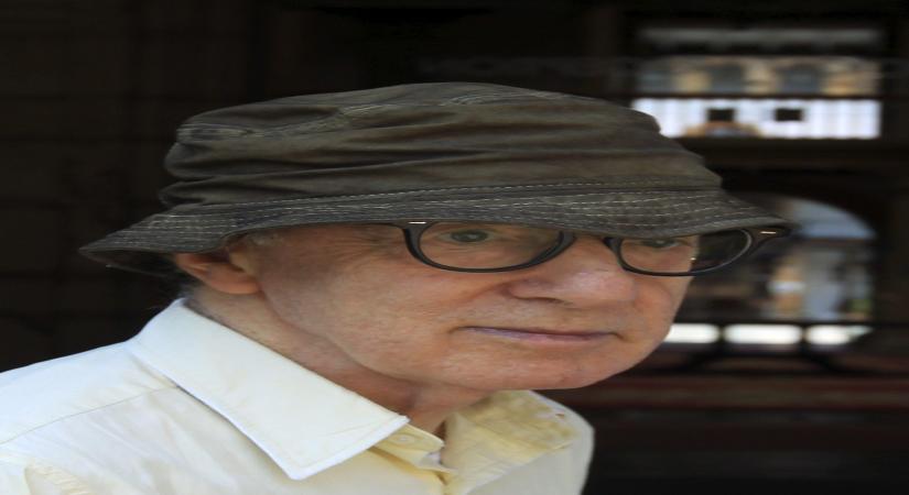 Mia Farrow encouraged daughter to bond with Woody Allen before discovering their affair (IANS/EFE/J.L.Cereijido)