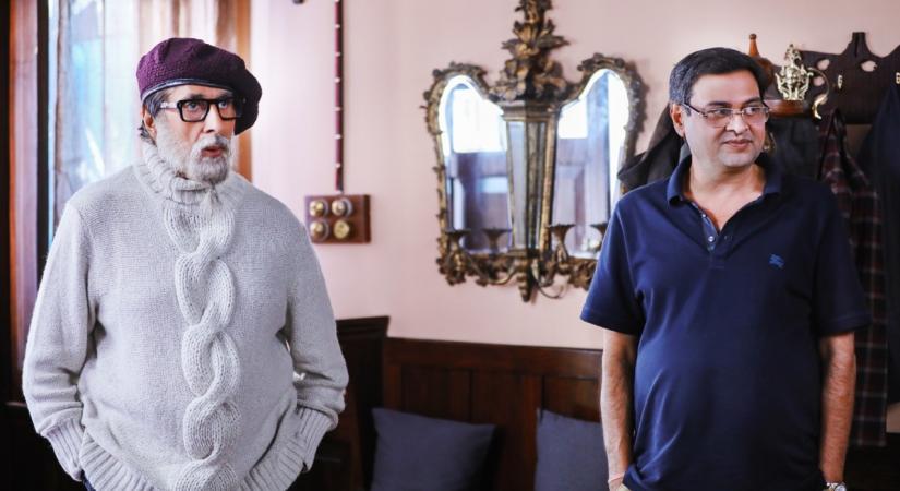 Amitabh Bachchan makes people around him comfortable: 'Chehre' director