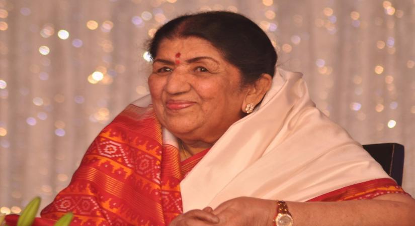 Lata Mangeshkar launches Marathi album on Gudi Padwa