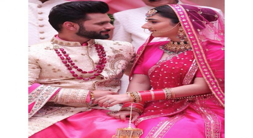 Rahul Vaidya, Disha Parmar spark off wedding rumours with music video pic.(photo:Instagram)