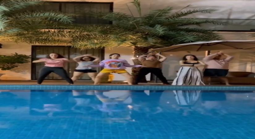 Janhvi Kapoor posts a fun reel on Instagram.(photo:Instagram)