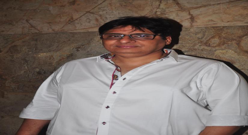 HC restrains KRK from making derogatory comments against Vashu Bhagnani