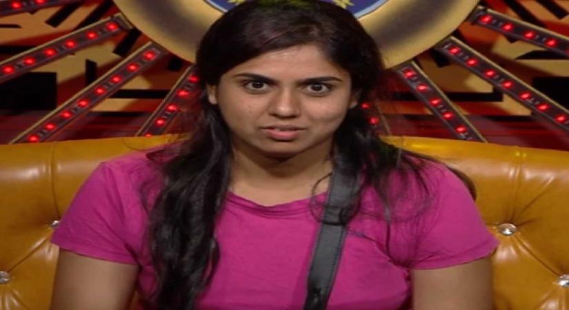 Kannada actress and bigboss contestant Chaitra Kotturu attempts suicide