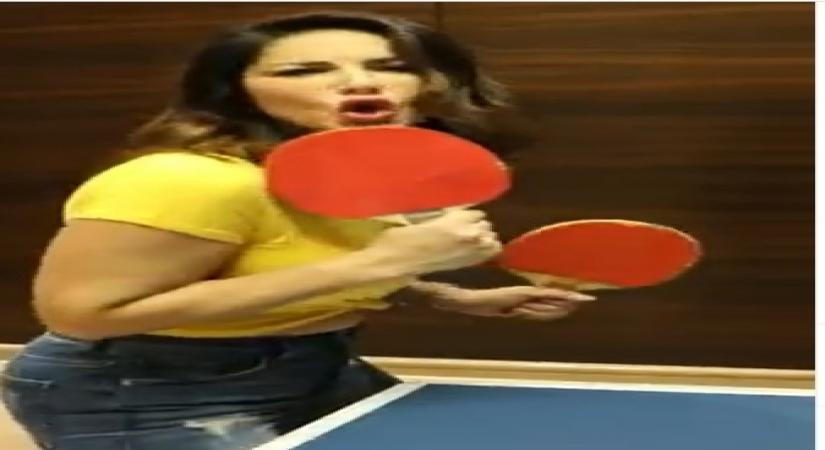 Sunny Leone asks fans what they like to eat! ( credit : sunny leone/instagram)