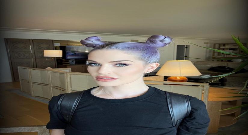Kelly Osbourne denies having had plastic surgery (photo:Instagram)