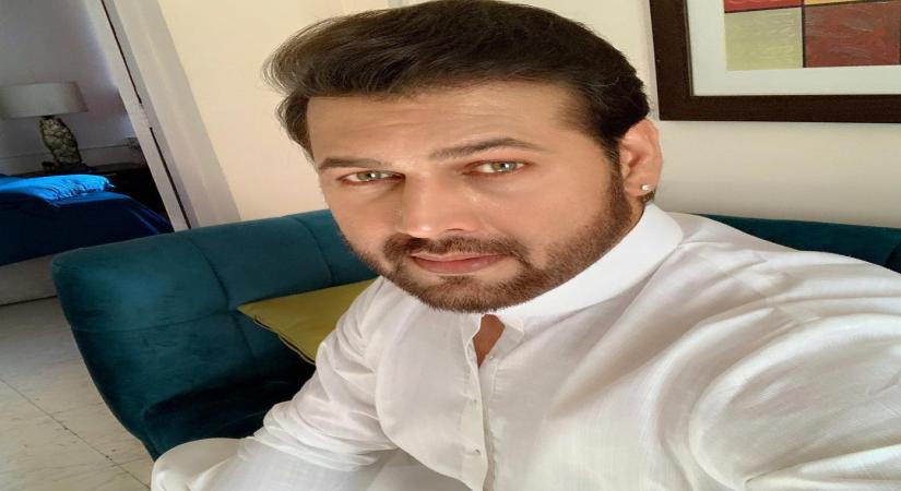 Rumi Khan stuck in Dubai, to return after vaccination (Photo:Instagram)
