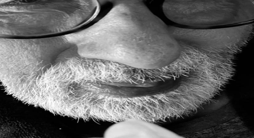 Big B prays for stability amidst Covid, Tauktae(Photo: Instagram)