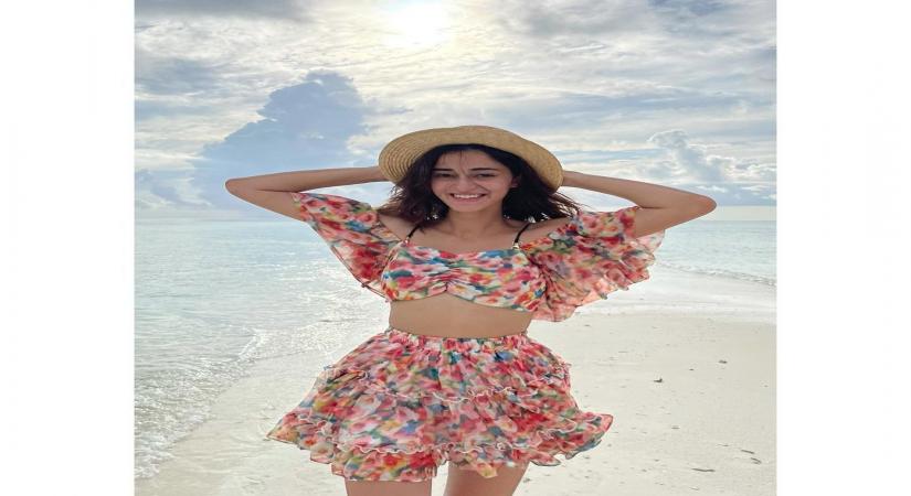 Ananya Panday is in caption dilemma