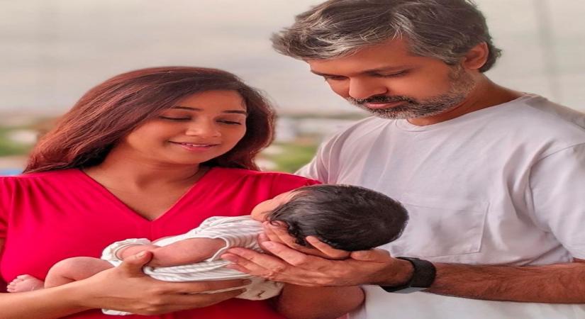 Shreya Ghoshal shares first photo of son Devyaan.